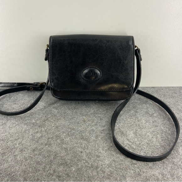 DC Handbags - Super Cute & Classic DC Black Leather Small Crossbody Bag Purse